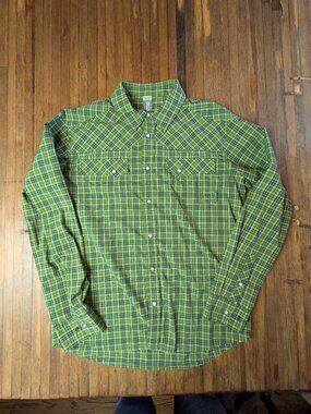Stio Eddy Shirt Medium Plaid Pearl Snaps Green